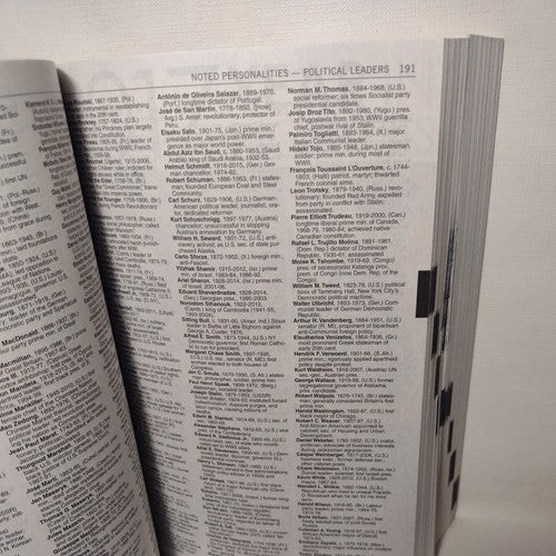 World Almanac and Book of Facts Ser.: The World Almanac and Book of Facts...