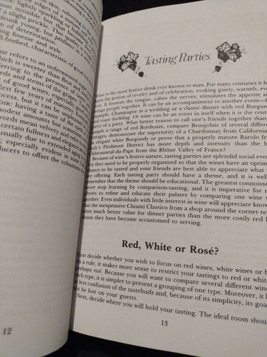 NYT The New York Times Book of Wine by Terry Robards 1977 - Paperback - Vintage