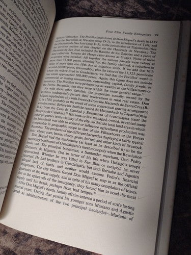 Haciendas and Economic Development: Mexico At Independence by Richard Lindley