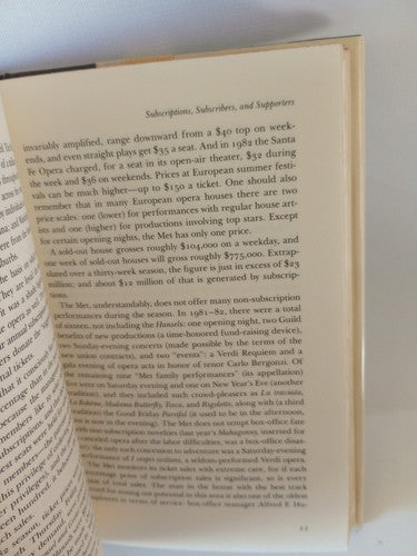 A Year at the Met by Patrick Smith (1983, Hardcover) First Edition
