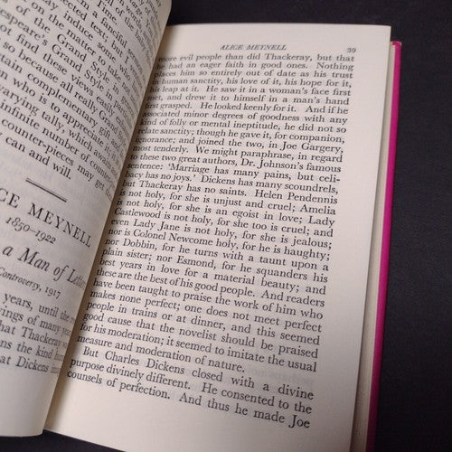 Twentieth Century English Critical Essays: First Series Phyllis Jones 1964 HCwDJ