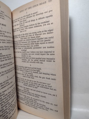 Leaves Of Grass By Walt Whitman -1954 -Trade PB -14th Print -Classic Poetry