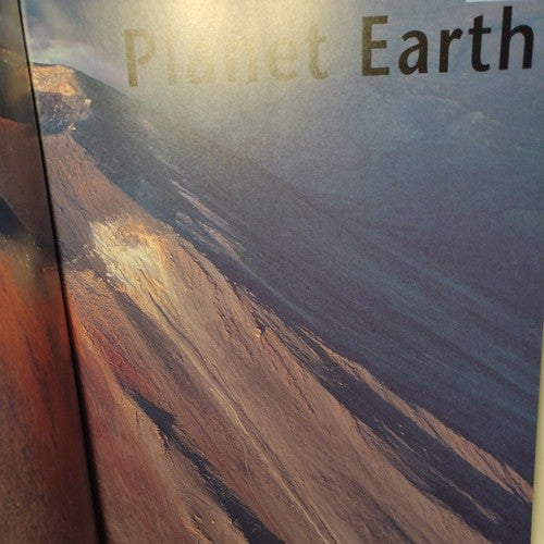 Geographica The Complete Illustrated Atlas of the World Hardcover 1999 Lg Format