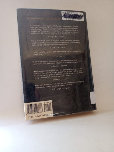 A Day at the Beach : Recollections by Geoffrey Wolff 1992, Hardcover 1st Edition