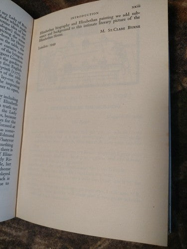 The Elizabethan Home by M. St. Clare Byrne -Plays & Drama -1949 -ExLibris
