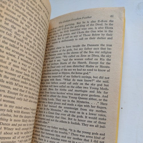 The Golden Gryphon Feather by RICHARD PURTILL -1st DAW Paperback -1979