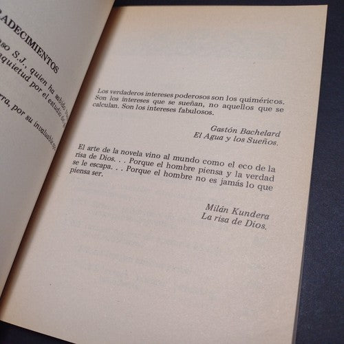 el idioma de la imagineria novelesca By Antonieta Gomez Goyeneche Signed