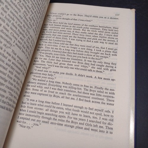 A WORLD OUT OF TIME by Larry Niven -Hardcover Book Club Edition -1976 -Sci Fi