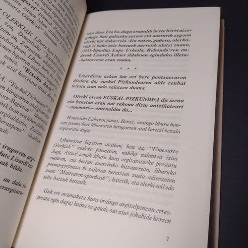 Olerkiak Xabier Lizardi, Xabier Lizardi -Hardcover -1983 -Basque Poetry