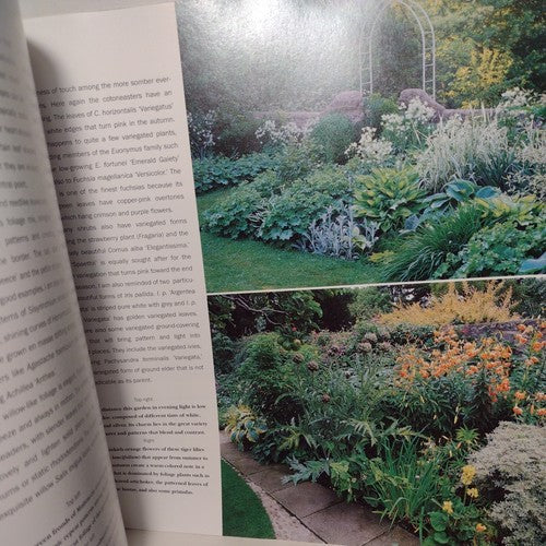 Planting Companions by Jill Billington (1997, Hardcover w dust jacket