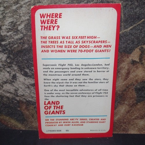 Land of the Giants-TV Series-Paperback By Murray Leinster 1st Print 1968 Pyramid