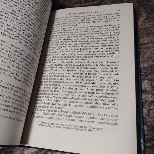 Elizabeth I and Her Paliaments 1584-1601 by J. E. Neale -Hardcover 1958 -History