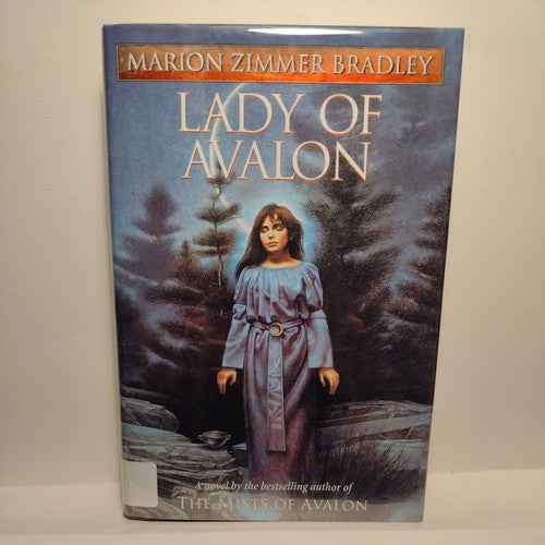 Lady of Avalon by Marion Zimmer Bradley (1997, Hardcover) first Edition