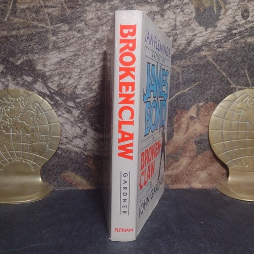 Ian Fleming's Master Spy: James Bond In Broken Claw by John Gardner -1990 -HCDJ