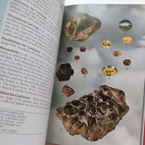 Gemstones of the World by Walter Schumann (1997, Hardcover, Expanded,Revised
