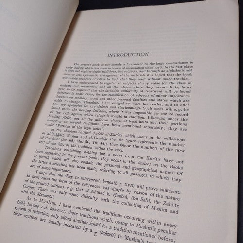 A Handbook of Early Muhammadan Tradition by A. J. Wensinck -Paperback 1960