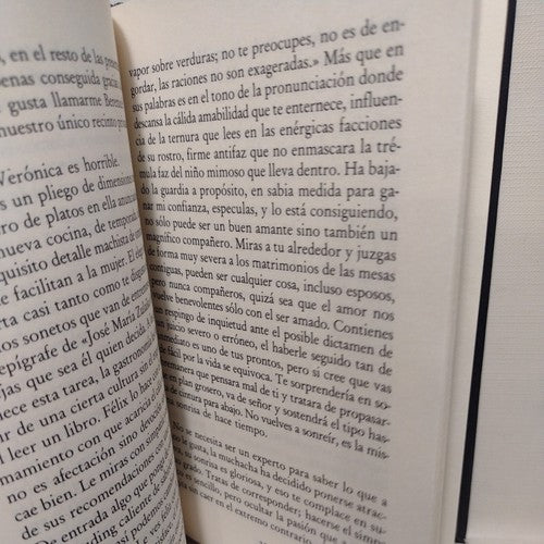 Dulce Objeto De Amor by Raul Guerra Garrido -1990 -Hardcover Rectangulo -Spanish