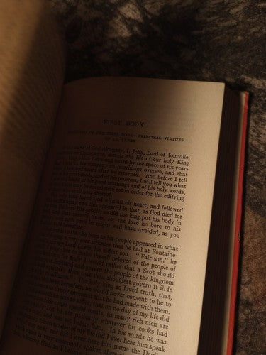 MEMOIRS OF THE CRUSADES EVERYMAN'S LIBRARY #333 By Geoffroi De & Jean