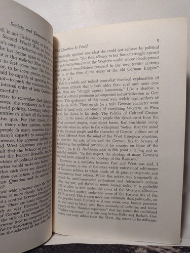 Society And Democracy In Germany By Ralf Dahrendorf -1967 -HCw/DJ