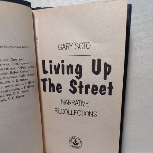 Living Up The Street (Laurel-Leaf Books) by Gary Soto library binding