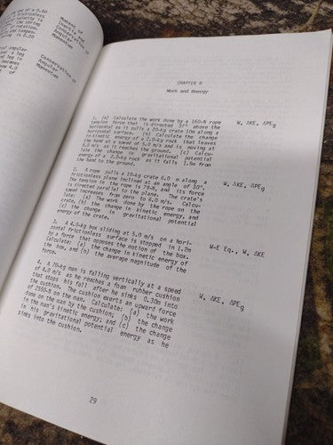 Test Bank to Accompany Physics: A General Introduction by Alan Heuvelen (1982)