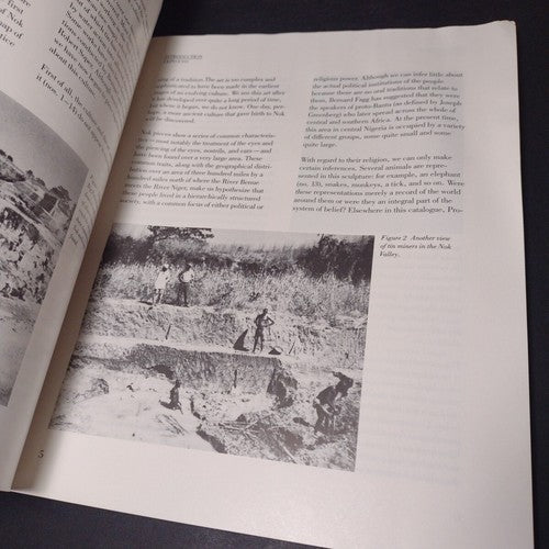 TREASURES OF ANCIENT NIGERIA By Ekpo Eyo -Paperback -1982 3rd Print -Acceptable