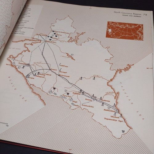 Economic Atlas of The Soviet Union by George Kish -1960 -Hardcover -Vintage