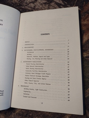 Building Construction: A Guide to Information Sources Howard Bentley -1964 -HC