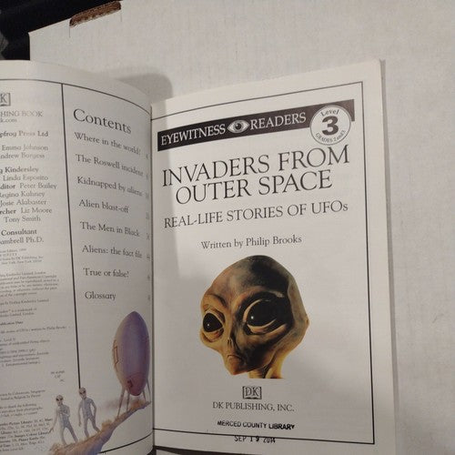 DK Readers L3: Invaders from Outer Space : Real-Life S…