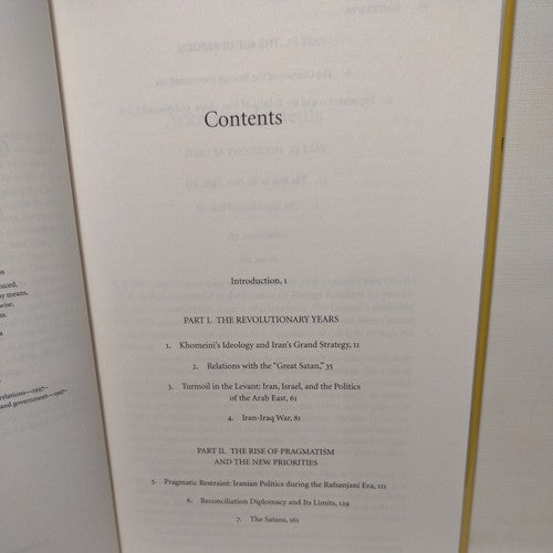 Guardians of the Revolution : Iran and the World in the Age of the Ayatollahs by