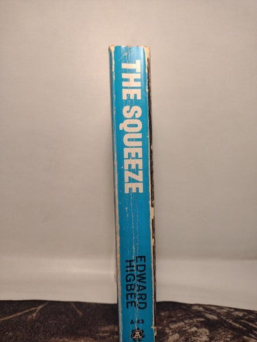 The Squeeze: Cities Without Space By Edward Higbee -1960 -PB -Economics