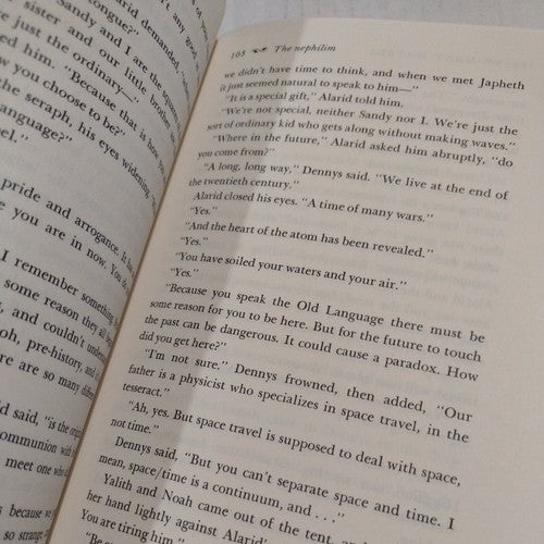MANY WATERS (TIME) By Madeleine L'engle (1986) Paperback