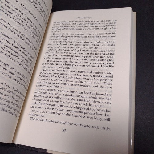 Ian Fleming's Master Spy: James Bond In Broken Claw by John Gardner -1990 -HCDJ
