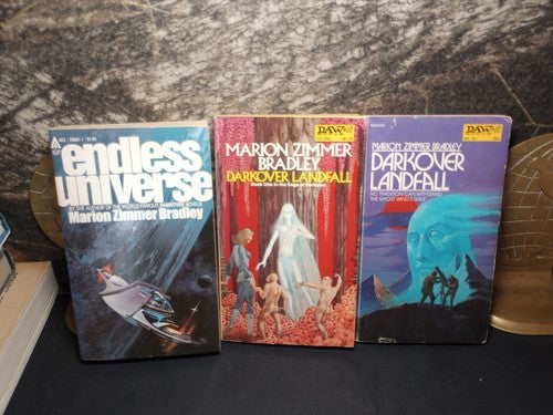 Signed Marion Zimmer Bradley Darkover Landfall Paperback Lot Science Fiction