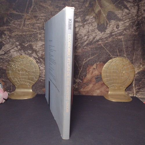 Economic Atlas of The Soviet Union by George Kish -1960 -Hardcover -Vintage