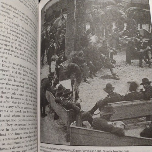 Dispatches from the Front : A History of the American War Correspondent