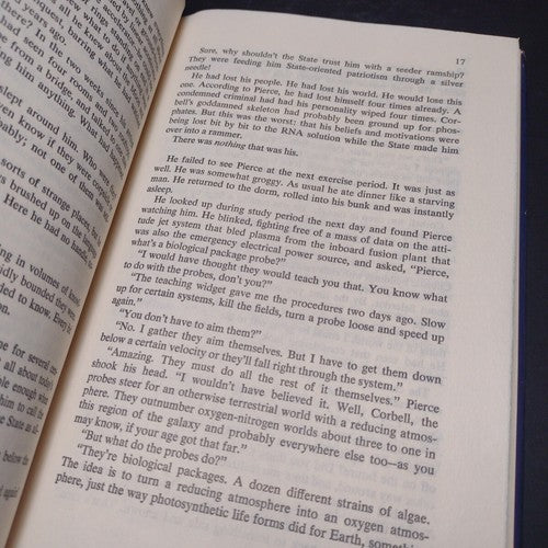 A WORLD OUT OF TIME by Larry Niven -Hardcover Book Club Edition -1976 -Sci Fi