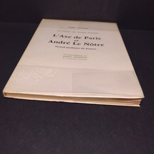 L'Axe de Paris et Andre Le Notre, Pierre Devillers -French Paperback 1995