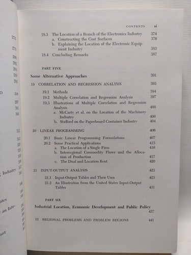 Industrial Location: An Economic Geographical Analysis by David Smith - 1981 HC