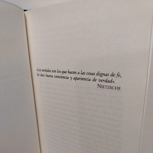 Dulce Objeto De Amor by Raul Guerra Garrido -1990 -Hardcover Rectangulo -Spanish