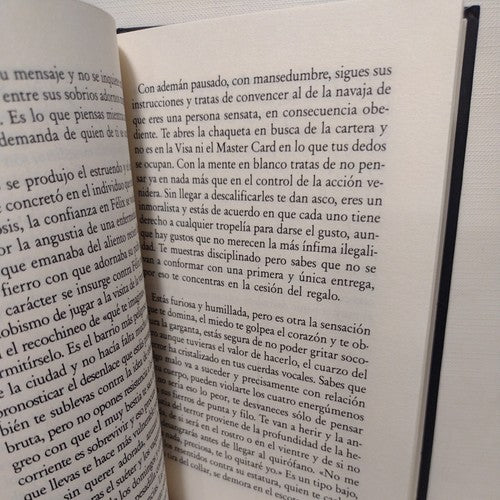 Dulce Objeto De Amor by Raul Guerra Garrido -1990 -Hardcover Rectangulo -Spanish