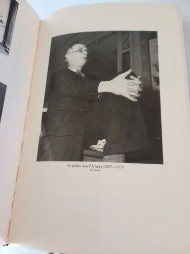 Ronald W CLARK / Survival of Charles Darwin A Biography of a Man and an Idea