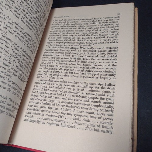 A Specter Is Haunting Texas by Fritz Leiber -1968 -Hardcover -Book Club Edition
