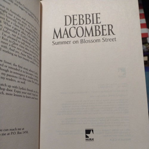 A Blossom Street Novel Ser.: Summer on Blossom Street by Debbie Macomber (2009