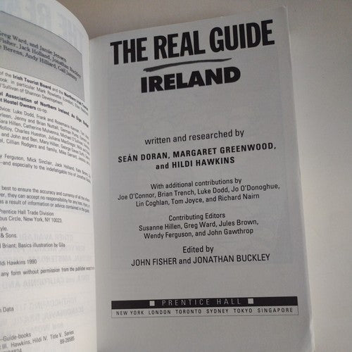 The Real Guides Ser.: Real Guide by Kate Baillie (1990, Trade Paperback)