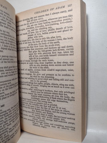 Leaves Of Grass By Walt Whitman -1954 -Trade PB -14th Print -Classic Poetry