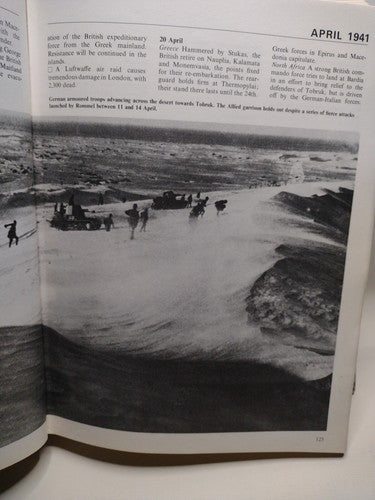 2194 Days of War: An Illustrated Chronology Of The Second World War, C. Salmaggi