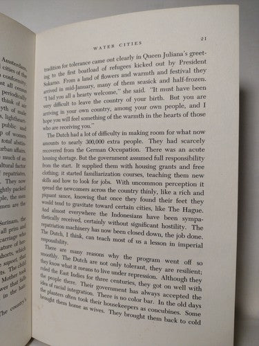 A Walk Through Britain by John Hillaby -1974 -HCwDJ -2nd Print -ExLibrary