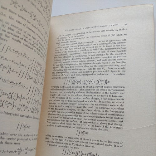 Bulletin Of The National Research Council, 1922 electrodynamics in moving media