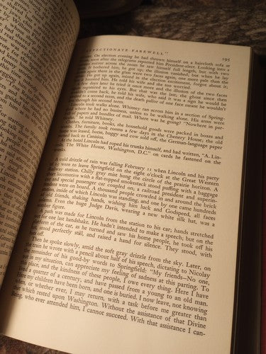 ABRAHAM LINCOLN: BY CARL SANDBURG(1954) Prairie Years And War Years